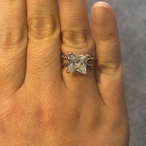 Lena Diamond Ring (fake)